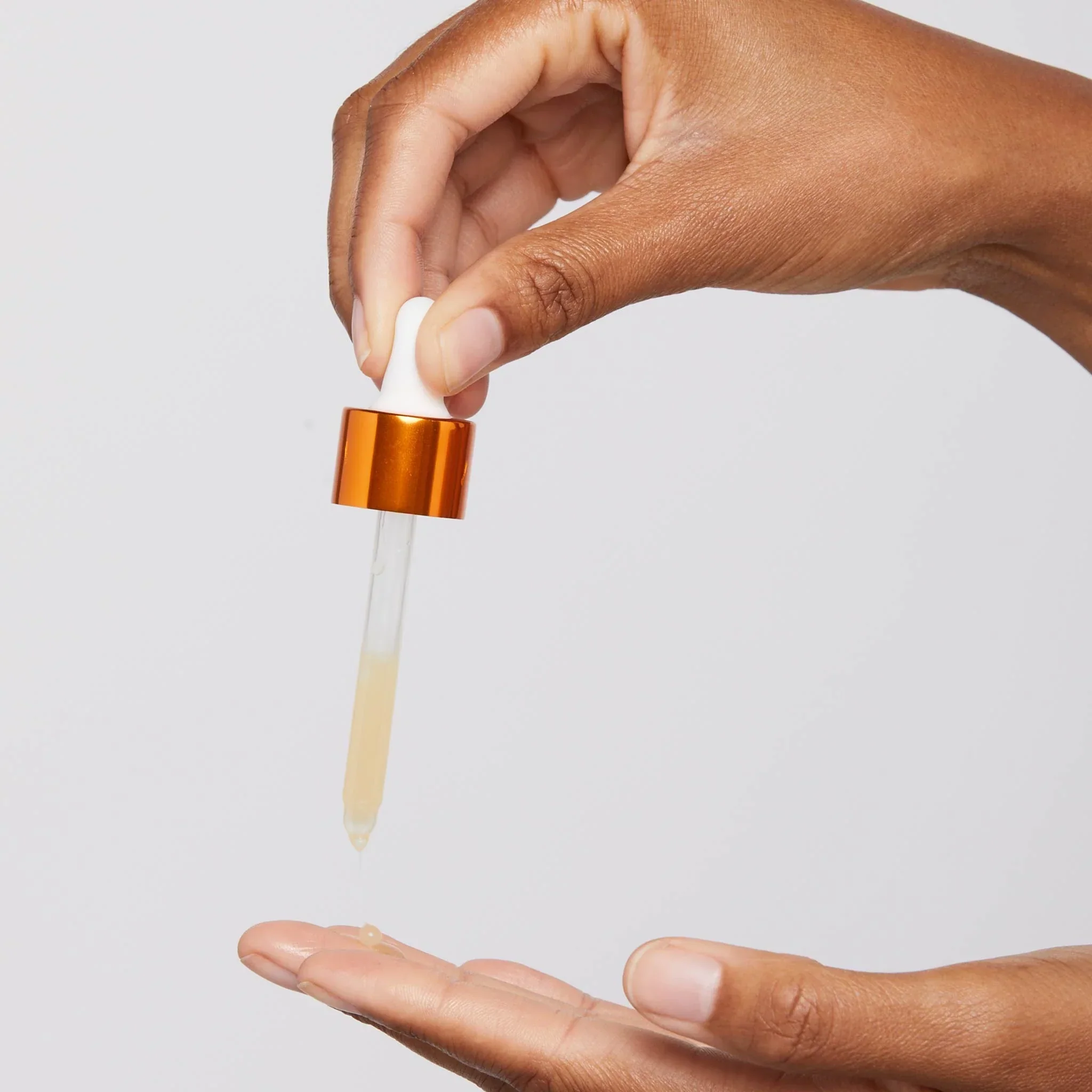 biolumin-c vitamin c serum travel size - Image 7